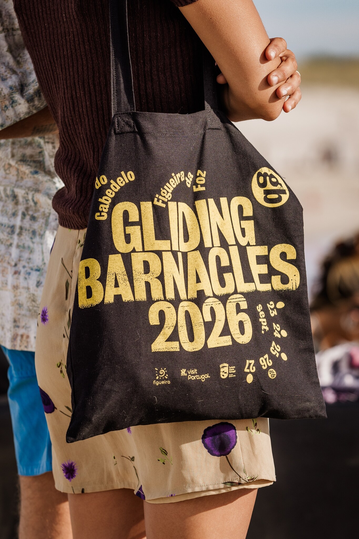 Gliding Barnacles